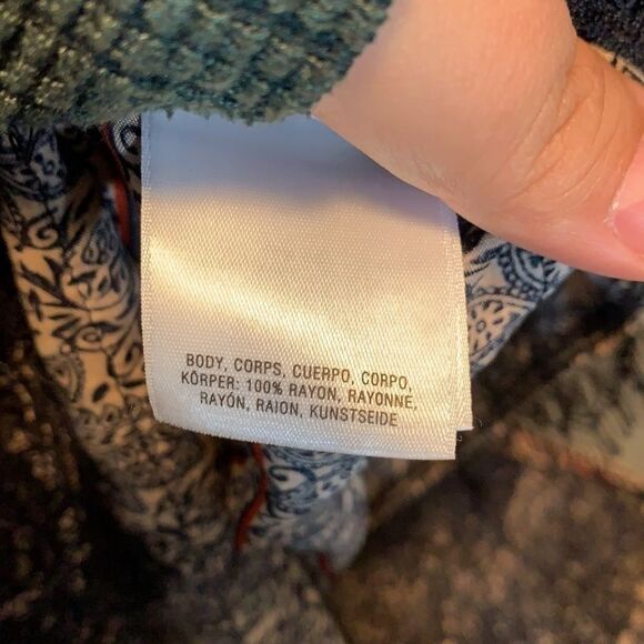 Anthropologie Vanessa Virginia Blouse size small - Picture 9 of 11